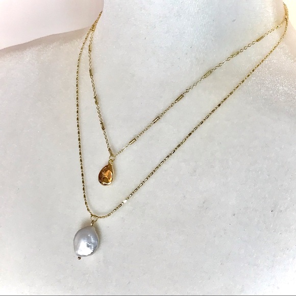 ⚪️✨Layered Pearl Necklace✨⚪️ - Picture 4 of 6